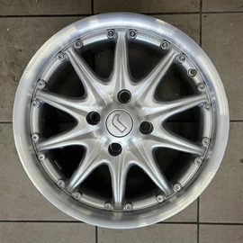 Utángyártott felniszett 7.5J x 16H2 ET35 használt jó állapot 4 db 