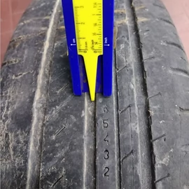 Nokian 195/65R16C Dot:0616 5mm használt NYÁRI gumiabroncs