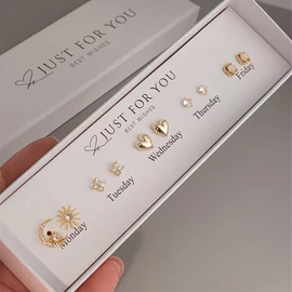 7 pár fülbevaló szett ajándékdobozban – a hét minden napjára DX704322