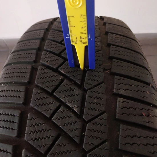 205/60R16 Continental Dot:3515 6,5mm téli használt gumiabroncs