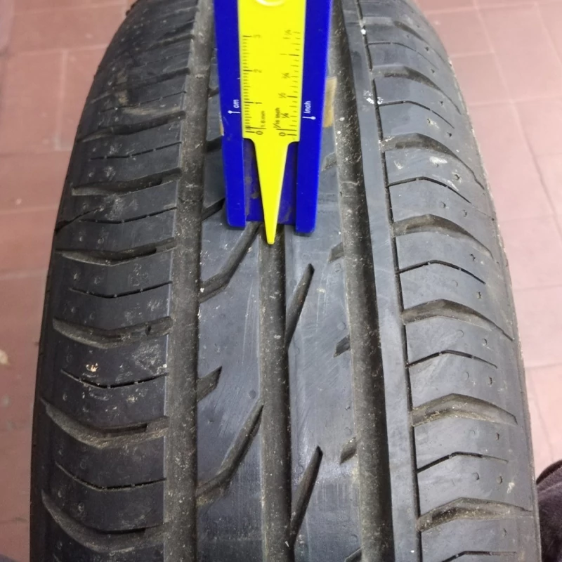 175/65R15 Continental Dot:1111 6 mm használt nyári gumiabroncs